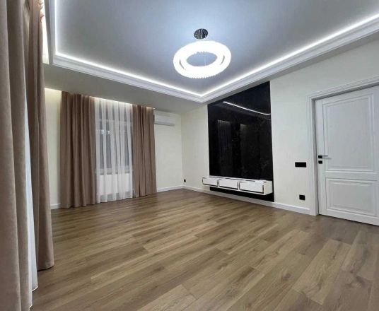 Сотувда 3 хонали квартира, 86 м²
