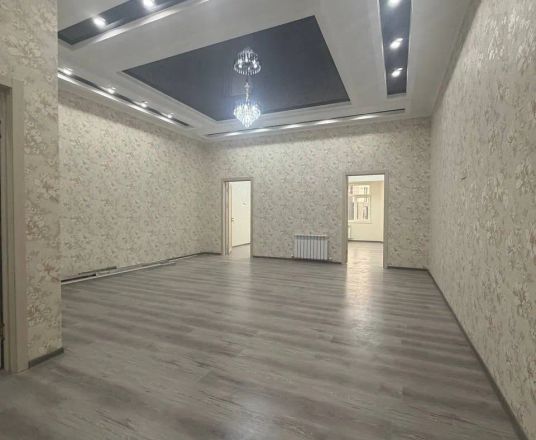 Сотувда 3 хонали квартира, 70 м²