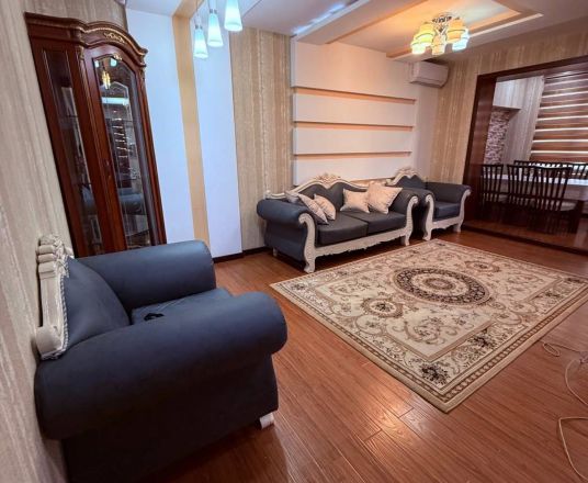 Сотувда 3 хонали квартира, 86 м²