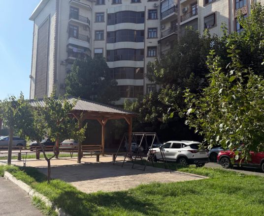 Сотувда 2 хонали квартира, 76 м²