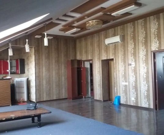 Сотувда 3 хонали квартира, 136 м²