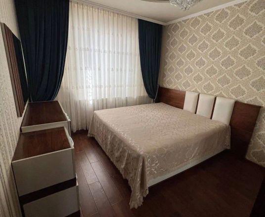 Сотувда 4 хонали квартира, 90 м²