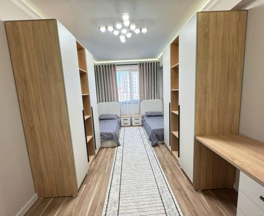 Сотувда 4 хонали квартира, 102 м²