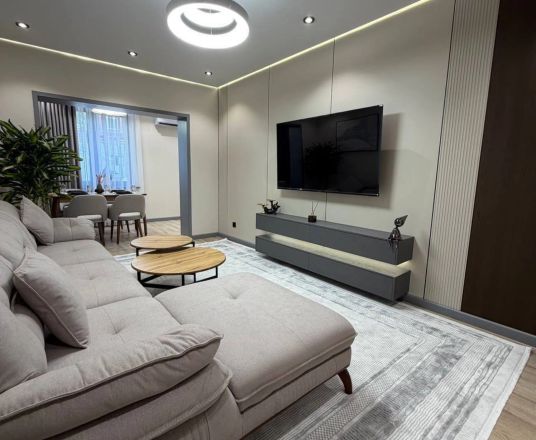 Сотувда 3 хонали квартира, 80 м²