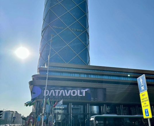 Сотувда 3 хонали квартира, 100 м²