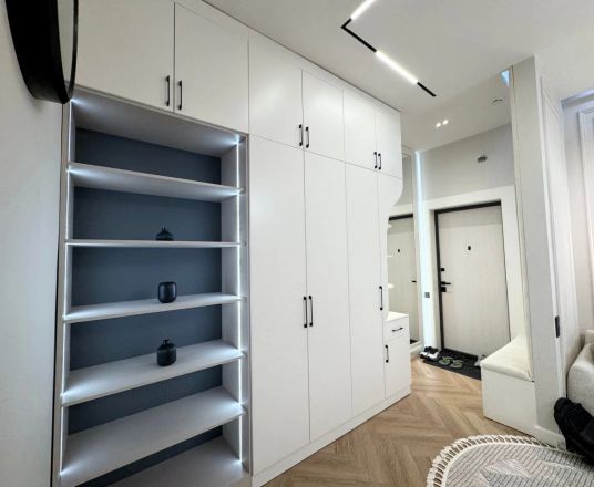 Сотувда 3 хонали квартира, 68 м²
