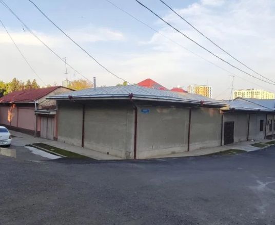 Сотувда уй, 340 м², 1 қаватли, 3,4 сот.