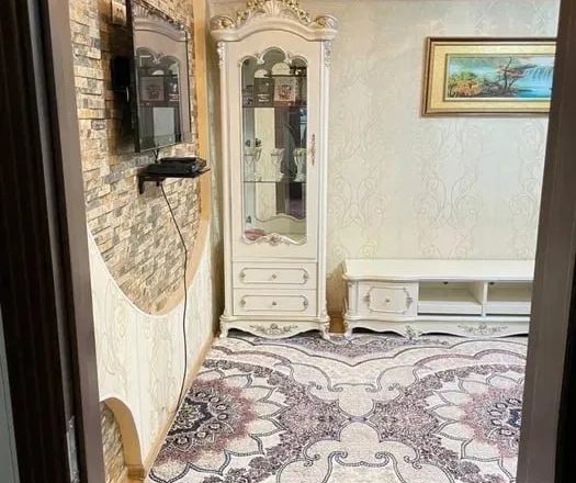 Сотувда 3 хонали квартира, 75 м²