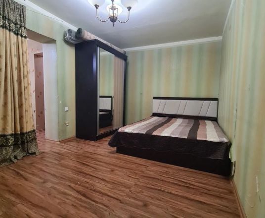 Сотувда 1 хонали квартира, 30 м²