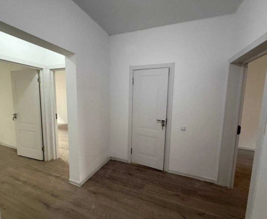 Сотувда 3 хонали квартира, 68 м²