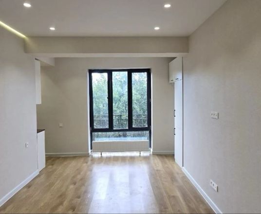 Сотувда 1 хонали квартира, 27 м²