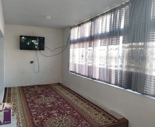 Сотувда 2 хонали квартира, 60 м²