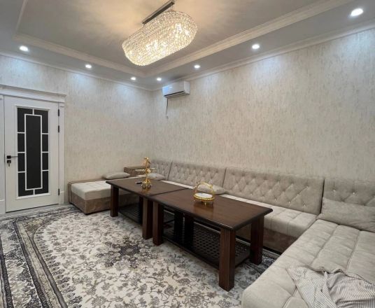 Сотувда 3 хонали квартира, 80 м²