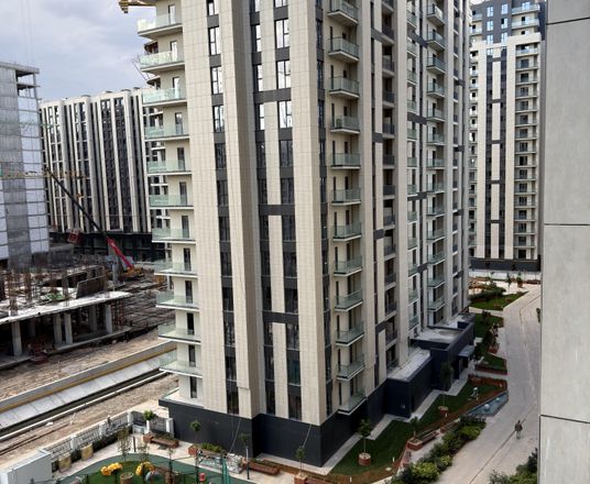 Сотувда 3 хонали квартира, 80 м²