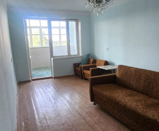 Сотувда 3 хонали квартира, 65 м²