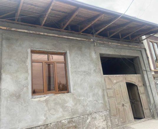 Сотувда уй, 250 м², 1 қаватли, 6 сот.