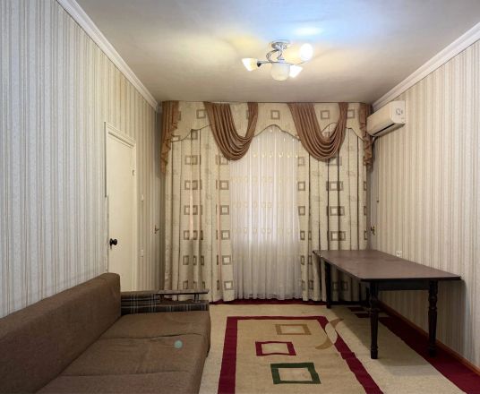 Сотувда 3 хонали квартира, 67 м²