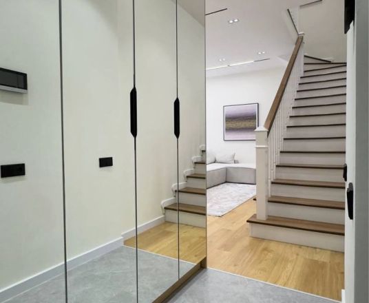 Сотувда 4 хонали квартира, 110 м²
