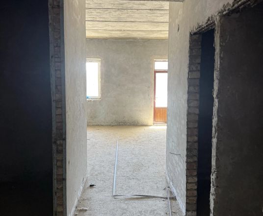 Сотувда 1 хонали квартира, 43 м²