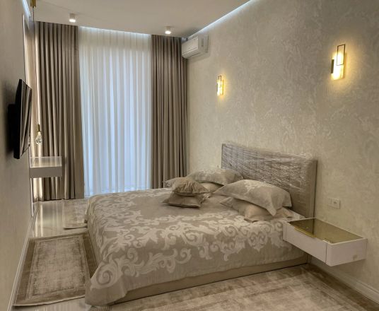 Сотувда 2 хонали квартира, 70 м²