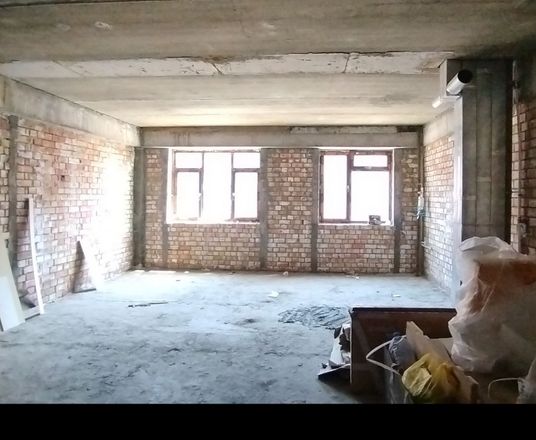 Сотувда 2 хонали квартира, 42 м²