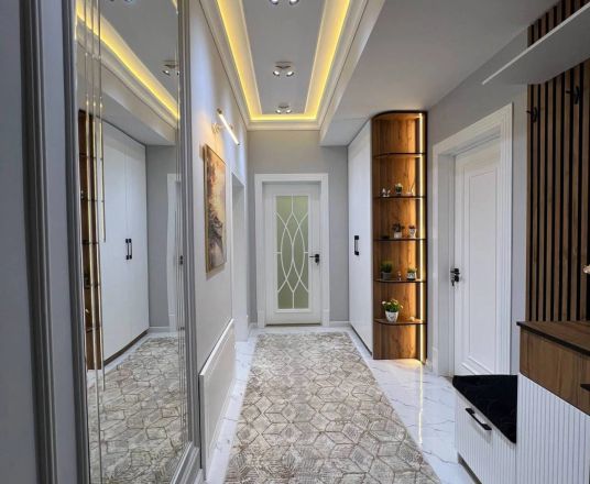 Сотувда 3 хонали квартира, 135 м²