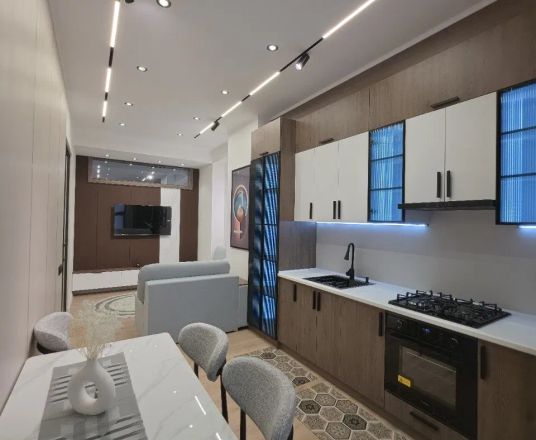 Сотувда 3 хонали квартира, 56 м²