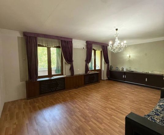 Сотувда 3 хонали квартира, 80.44 м²