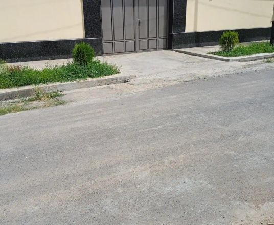 Сотувда уй, 250 м², 1 қаватли, 7 сот.