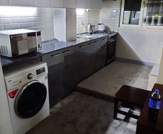 Сотувда 3 хонали квартира, 70 м²