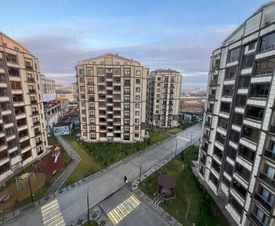 Сотувда 3 хонали квартира, 83 м²