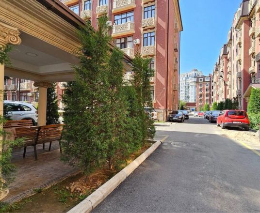В продаже 3-комн. квартира, 135 м²