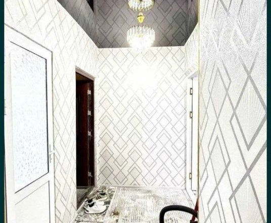 Сотувда 1 хонали квартира, 39 м²