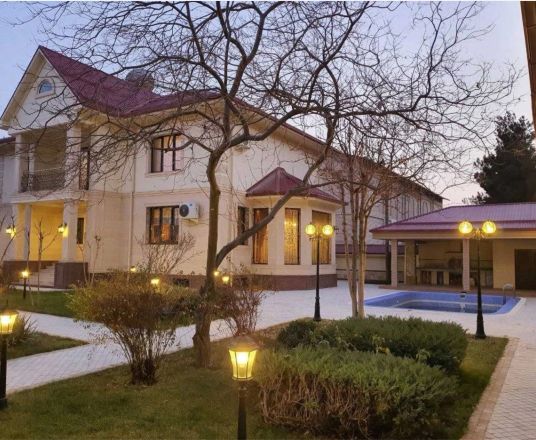 Сотувда уй, 524 м², 2 қаватли, 10 сот.