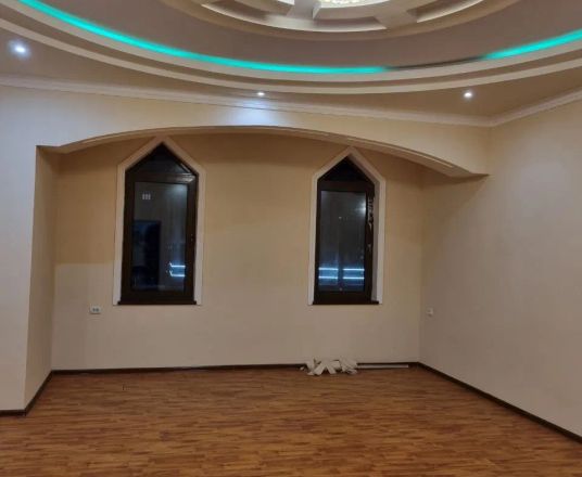 Сотувда 2 хонали квартира, 73 м²