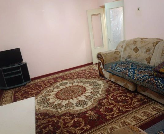 Сотувда 1 хонали квартира, 30 м²