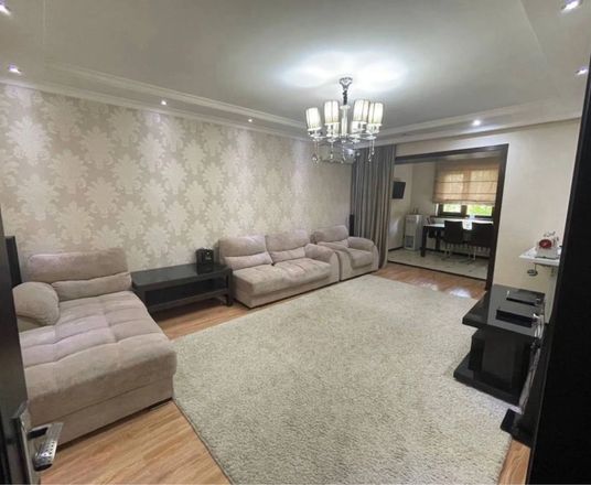 Сотувда 3 хонали квартира, 80 м²