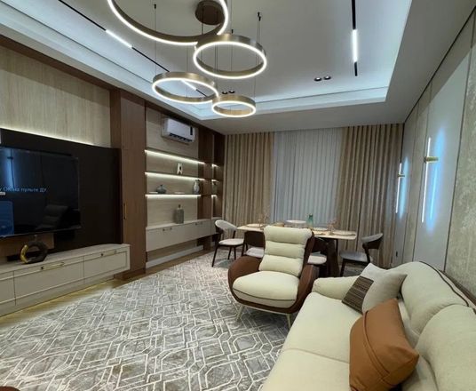 Сотувда 5 хонали квартира, 151 м²