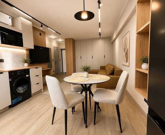 Сотувда 4 хонали квартира, 37 м²