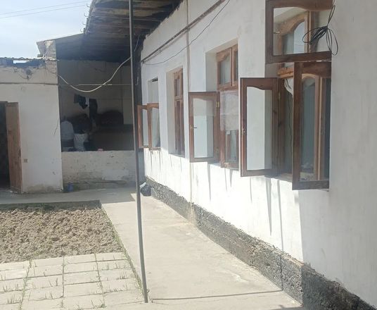 Сотувда уй, 310 м², 1 қаватли, 3,1 сот.