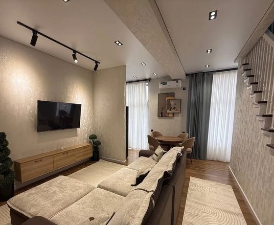 Сотувда 3 хонали квартира, 100 м²