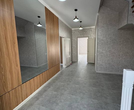Сотувда уй, 200 м², 2 қаватли, 3,8 сот.