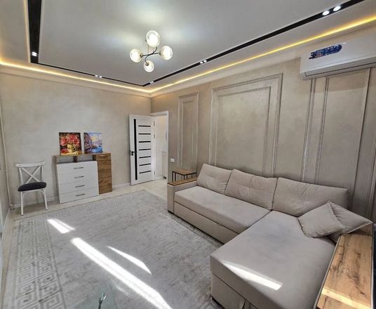 Сотувда 1 хонали квартира, 42 м²