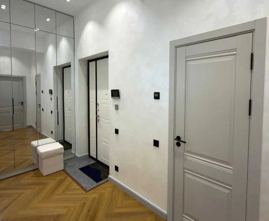 В продаже 2-комн. квартира, 55 м²