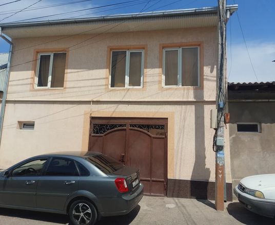 В продаже дом, 270 м², 1 этаж, 2,7 сот.