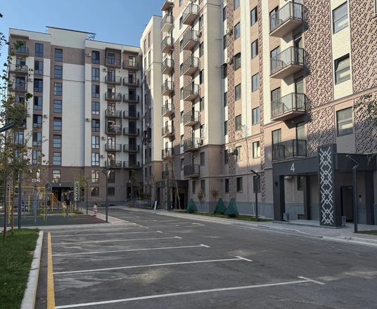Сотувда 3 хонали квартира, 52 м²