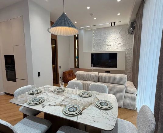 Сотувда 3 хонали квартира, 88 м²