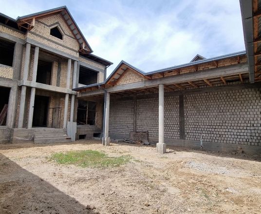 В продаже дом, 480 м², 3 этажа, 4 сот.