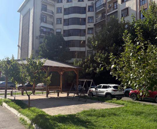 В продаже 2-комн. квартира, 76 м²
