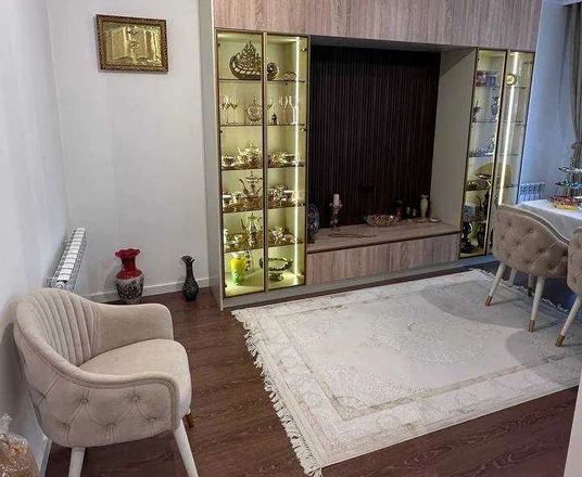 Сотувда 3 хонали квартира, 70 м²